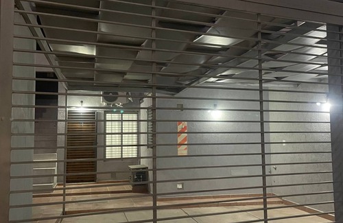 Dorrego Apartment | Floral Charm 2Pax - By Inside