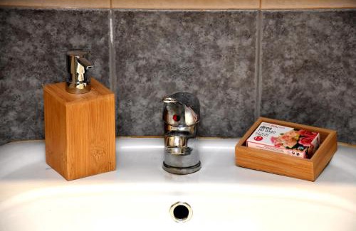 Karystos Apartment | Family-Friendly Stay at Floras House - Rated 9.6/10!