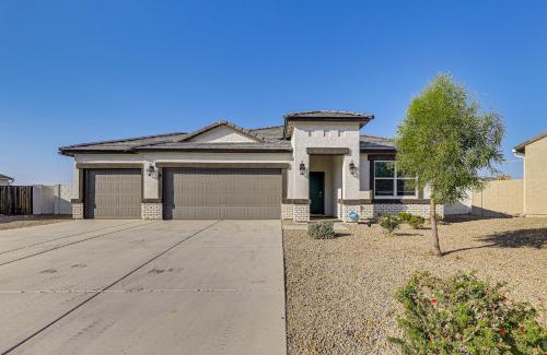 Florence House | Unique Florence Retreat with Patio & Family-Friendly Amenities