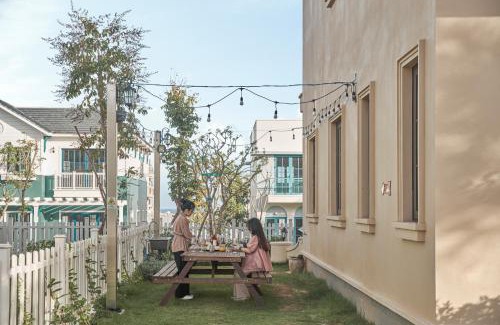 Phan Thiet Villa | Elegant Florence Villa with Oceanfront Pool & Spa Bliss