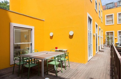 Encarnacao House | Flores Triplex in Chiado with Terrace and Family Amenities
