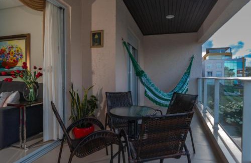 Santinho Apartment | Oceanfront Escape at Apartamento Costão das Gaivotas