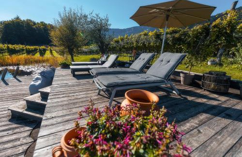 Tesimo Apartment | Discover Florianshof: Family-Friendly Getaway with Pool