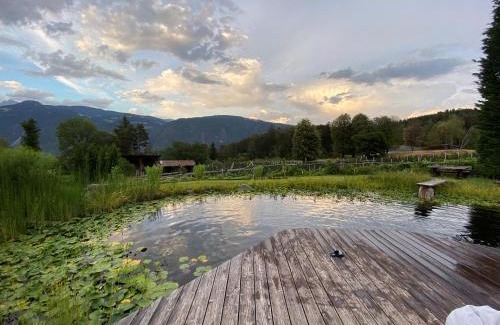 Tesimo Apartment | Discover Florianshof: Family-Friendly Getaway with Pool