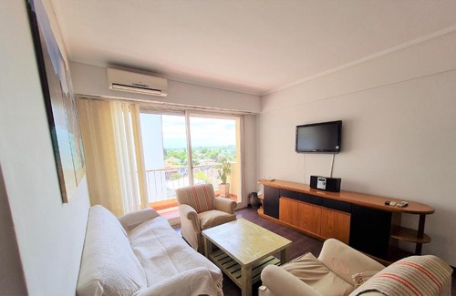 Florida Apartment | Exceptional Florida Estación - Guest Rated 9.5/10