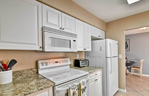 Gulf Gate Estates House | Beautiful Florida Home 3 Mi to Siesta Key with Pool