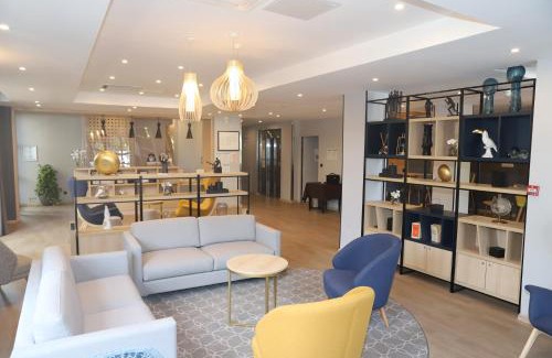 Sud Apartment | Beachside Retreat at HRI Les Floridianes with Ocean Views