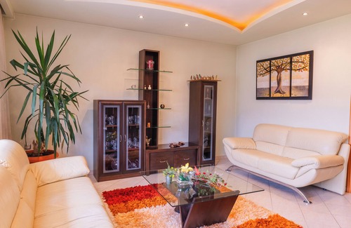 Florina Apartment | Florina House: Mountain View Retreat with 2 Bedrooms