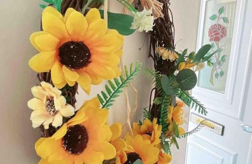 Matson House | Welcoming Floss Cottage: Family-Friendly Getaway Awaits