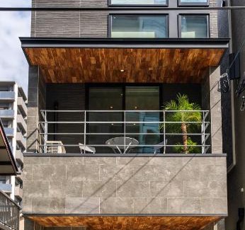 Chuo-ku Villa | Premier Hotel Experience at Flower Base Tsubaki