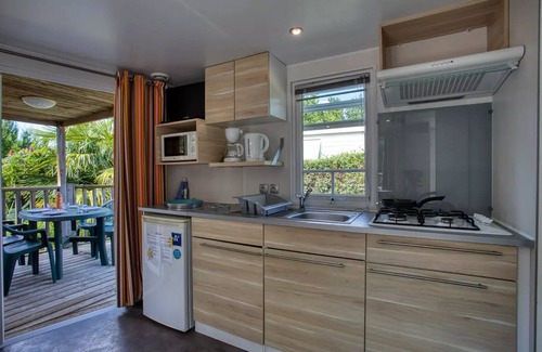 Saint-Vincent-de-Cosse House | Relax at Campsite Flower le Tiradou - Family-Friendly Retreat