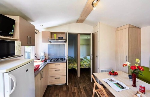 Muzillac House | Experience Oceanfront Comfort at Campsite Flower la Blanche