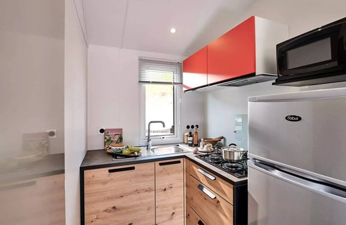 Muzillac House | Relax at Campsite Flower la Blanche Hermine - Oceanfront Escape