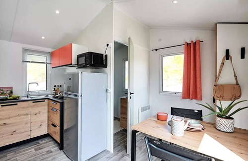 Muzillac House | Relax at Campsite Flower la Blanche Hermine - Oceanfront Escape