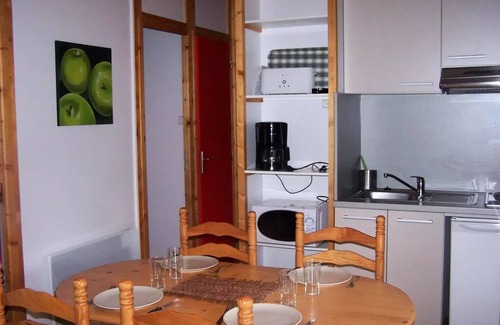 Saint-Paulien Ski Chalet | Explore Camping Flower La Rochelambert: Family-Friendly Retreat
