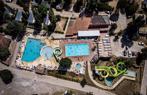 Villecroze House | Experience Comfort at Camping Flower Les Cadenières Mobile Home