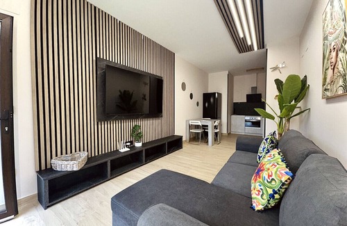 Noja Apartment | Flower Deluxe - Garden Bass - 6084