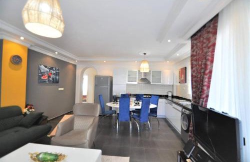 Tosmur Belediyesi Apartment | Guest Rated 10/10: Flower Garden Oba in Alanya Awaits