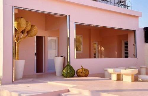 Xiaoliuqiu House | Experience Oceanfront Bliss at Flowering Villa - 9.7/10 Rating