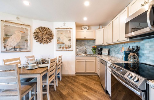 Grayland House | Experience a Beachy Escape at the Nest at North Cove