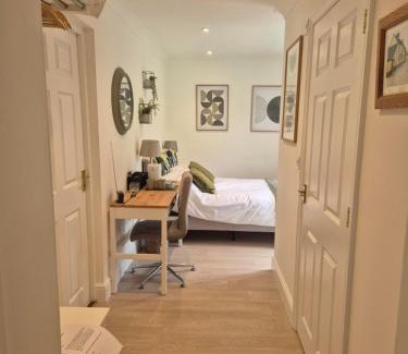 Duxford Apartment | Fly By Hotel: Guest Rated 9.6/10 for Your Next Stay