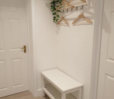 Duxford Apartment | Fly By Hotel: Guest Rated 9.6/10 for Your Next Stay