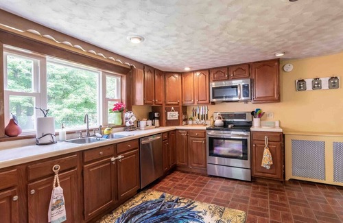 Fly Creek House | Fly Creek Manor: Ideal Retreat with Pool & Pet-Friendly Perks
