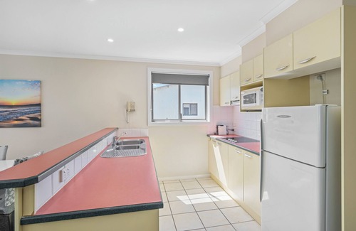 Mid North Coast Waterfront Apartment | Flynn's Beach Resort 235 - 2 bedroom Resort Style across from Flynn's Beach