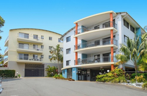 Mid North Coast Waterfront Apartment | Flynn's Beach Resort 235 - 2 bedroom Resort Style across from Flynn's Beach