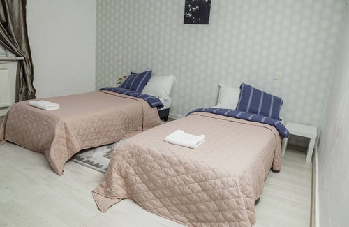 Hoboken House | Budget-Friendly Stay at FMS LOGIE with Family Amenities