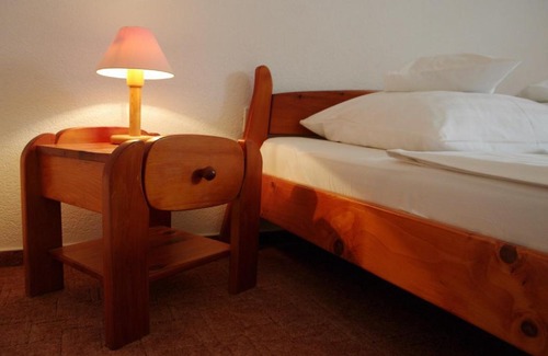 Gyula Hotel | Fodor Hotel: Pet-Friendly Stay with Breakfast Included
