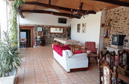 Fraga House | Discover Fogar de Insua: Oceanfront Paradise for Families