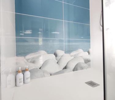 Aldan Apartment | Experience Elegance at Fogar de Menduiña: Rated 9.8/10
