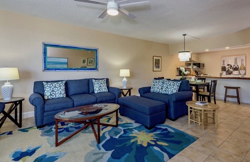 Key West Condo | Experience Oceanfront Bliss at Follow the Sun Condo