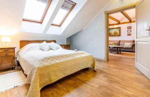 Małdyty Hotel | Experience Folwark Karczemka: Perfect for Families & Pets
