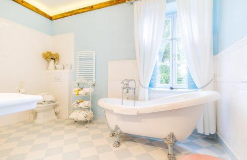 Małdyty Hotel | Experience Folwark Karczemka: Perfect for Families & Pets