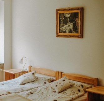 Miłki Hotel | Pet-Friendly Folwark Stara Kuźnia: Guest Rated 9.7/10