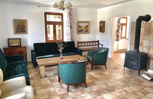 Marciszow House | Folwark Sudecki: Guest Rated 10/10, Pet & Child Friendly