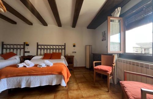 Labuerda House | Fonda Carrera: Oceanfront Bliss with a 9.2/10 Rating