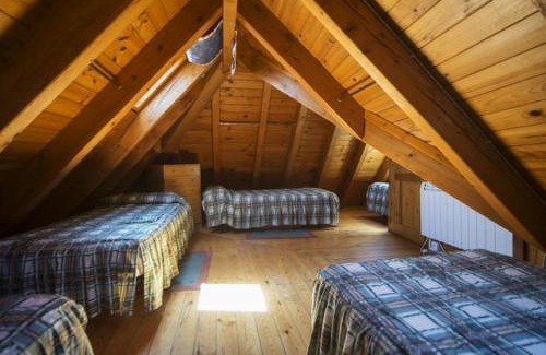 Escunhau House | Adults-Only Fonda Eth Petit: Pet-Friendly Getaway Awaits
