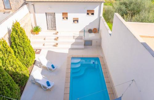 Muro Villa | Family-Friendly Foners Mallorquins with Pool - 4-Star Comfort