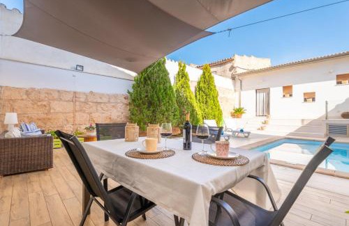 Muro Villa | Family-Friendly Foners Mallorquins with Pool - 4-Star Comfort
