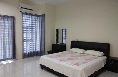 Taman Bersatu House | Child-Friendly Fong's Ipoh Simpang Pulai Homestay Awaits