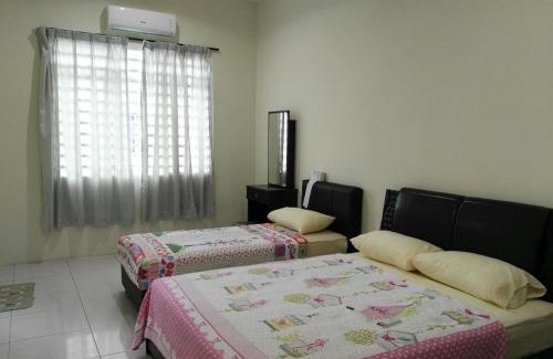 Taman Bersatu House | Child-Friendly Fong's Ipoh Simpang Pulai Homestay Awaits