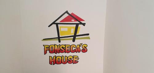 Centro Hotel | Discover Fonseca's House: Family-Friendly Comfort Awaits