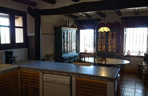 Fontanars dels Alforins Cottage | Top-Rated Fontanars Dels Alforins Villa with Private Pool