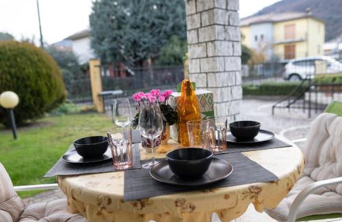Iseo Apartment | Discover Fontana Fiorita Iseo: Family-Friendly Retreat