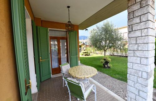 Iseo Apartment | Discover Fontana Fiorita Iseo: Family-Friendly Retreat