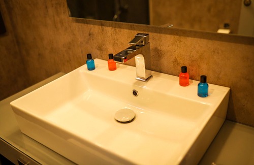 Pendik Hotel | Discover Fontana Verde: Family-Friendly Stay with Breakfast