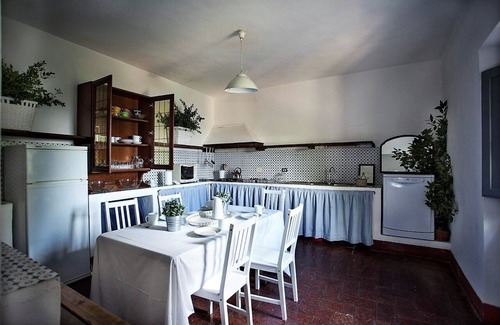 Lilliano Villa | Discover Fontani in Castellina: Family-Friendly Retreat